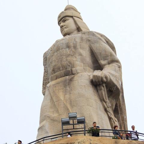 (郑成功海战)大英雄郑成功：海上抗击侵略，坚守国家尊严，谱写辉煌历史